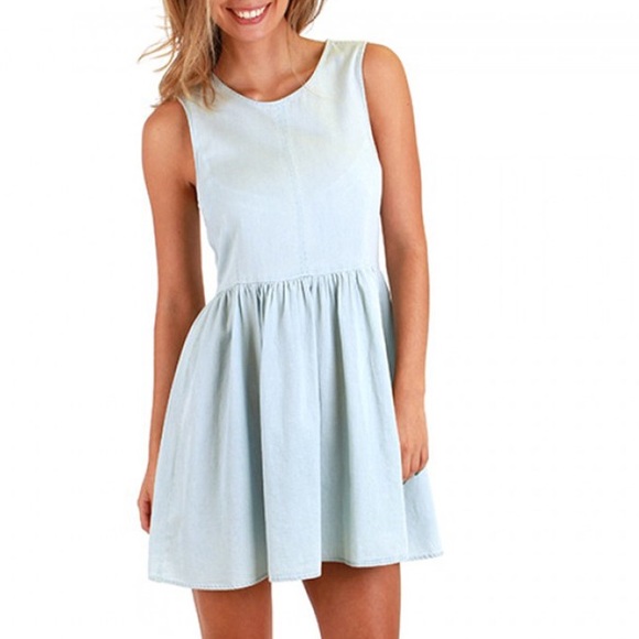 sienna & bellini Dresses & Skirts - NWT Sienna & Bellini Light Denim Dress